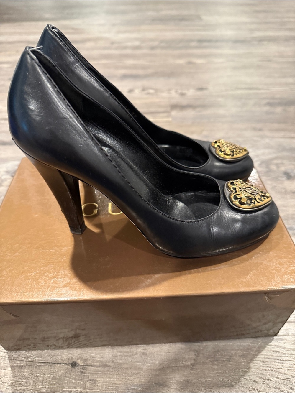 Vintage Gucci Babouska Heart Crest Black Leather Pumps Heels Italy Sz 39 Women’s - Picture 7 of 16